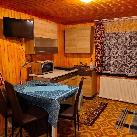 У Оксани Guest House Kvasij Eksteriør bilde