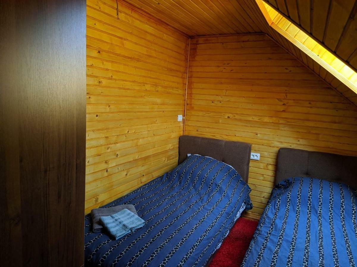 У Оксани Guest House Kvasij Eksteriør bilde