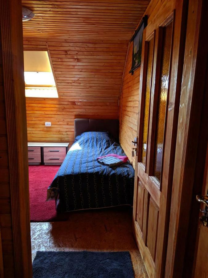 У Оксани Guest House Kvasij Eksteriør bilde